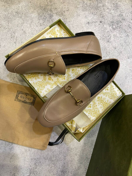 Лоферы Gucci женский кожа бежевый 99951-8