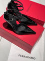 Туфли Ferragamo женский кожа черный 136793-2