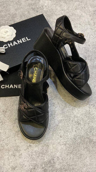 Босоножки Chanel женский кожа черный 114092-3