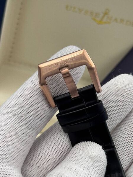 Мужские часы Ulysse Nardin мужской черный b2766235-1-4