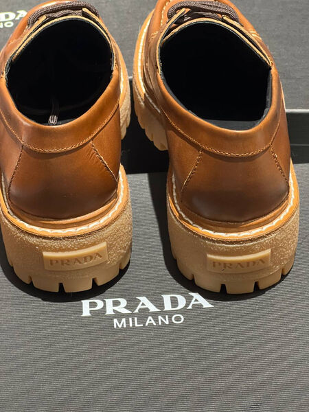 Лоферы Prada женский кожа бежевый 160761-4