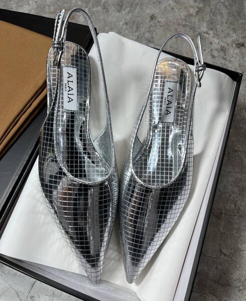 Туфли Alaïa женский кожа графитовый 180085