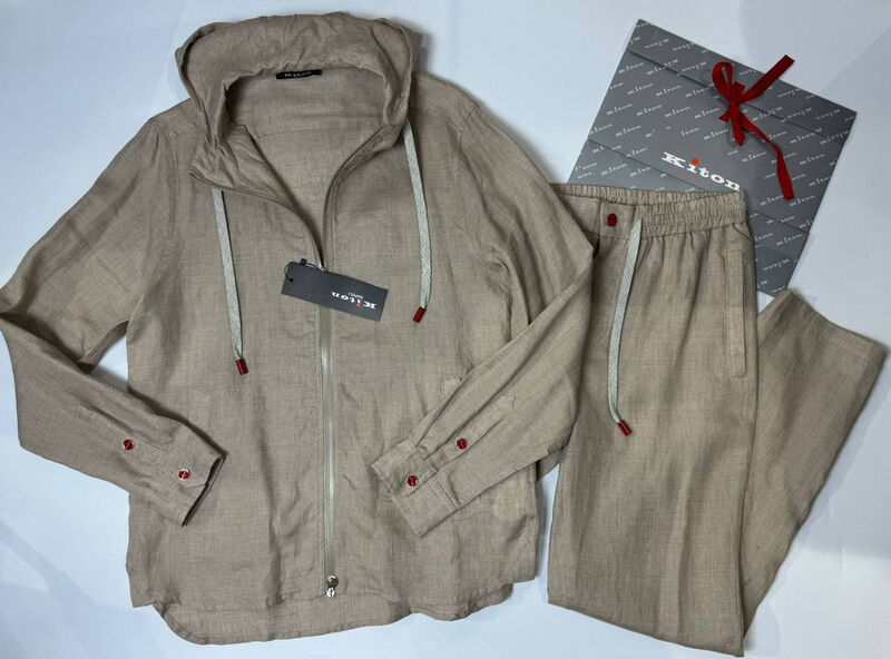 Мужской костюм Kiton мужской графитовый 152164