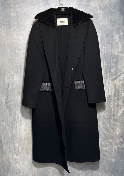 Пальто Fendi женский черный 125650