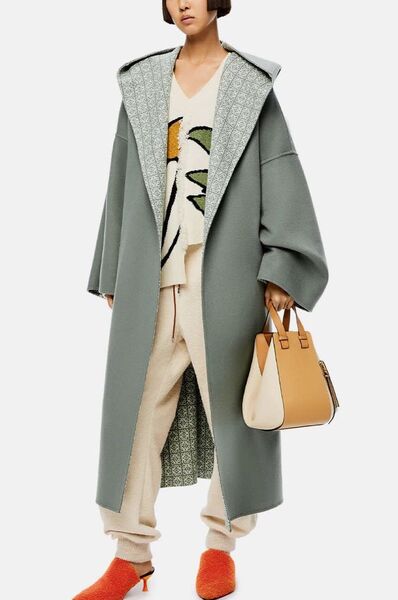 Пальто Loewe женский болотный 123580