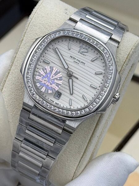 Часы Patek Philippe женский серебристый T753109-1-3