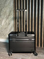 Чемодан Rimowa женский черный 136552-5