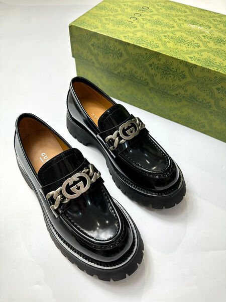 Лоферы Gucci женский кожа черный 122869-2