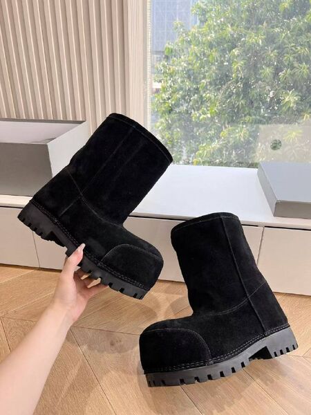 Женские ботинки Balenciaga Women's Alaska Fur Bootie женский замша черный y7373091-1-3