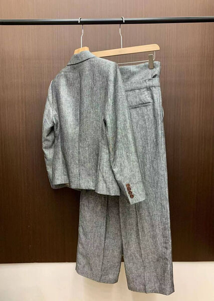 Костюм Brunello Cucinelli женский графитовый 151125-4
