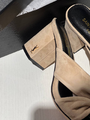 Босоножки Saint Laurent женский замша бежевый 12767-4