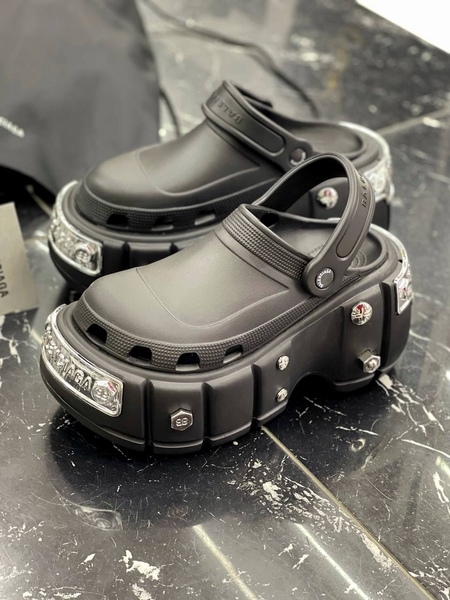 Сабо Balenciaga женский черный 65385-4