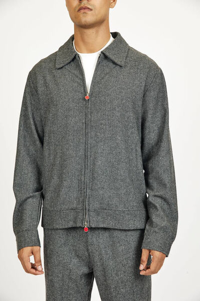 Мужской костюм Kiton мужской графитовый 158440-3