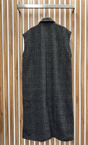 Жилет Brunello Cucinelli женский графитовый 138128-5