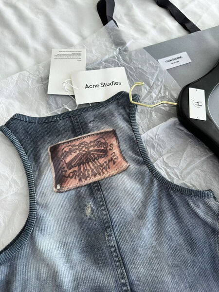 Топ Acne Studio женский графитовый 145957-2