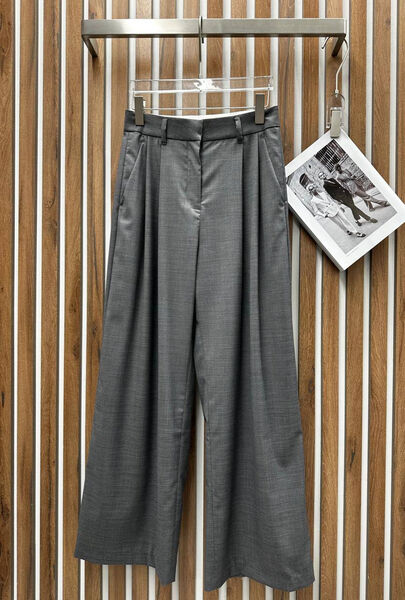 Костюм Brunello Cucinelli женский графитовый 153849-6