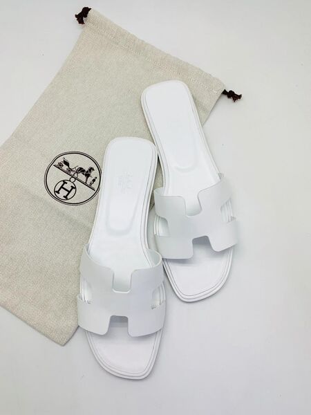 Шлепки Hermès женский кожа белый 89185-2