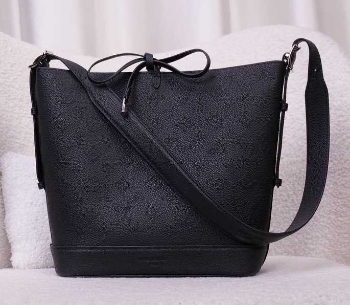 Сумка Louis Vuitton женский кожа черный 172287