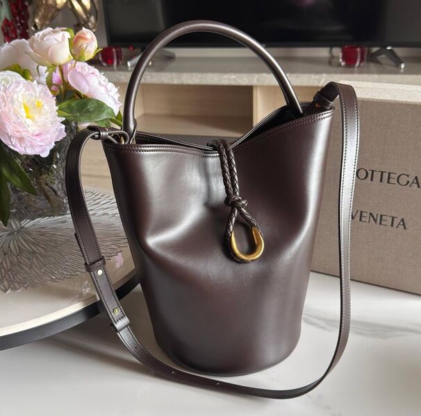 Сумка Bottega Veneta женский кожа 187381
