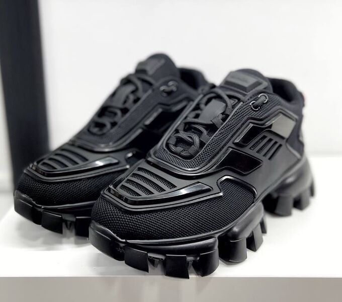 Кроссовки Prada женский кожа черный 36268