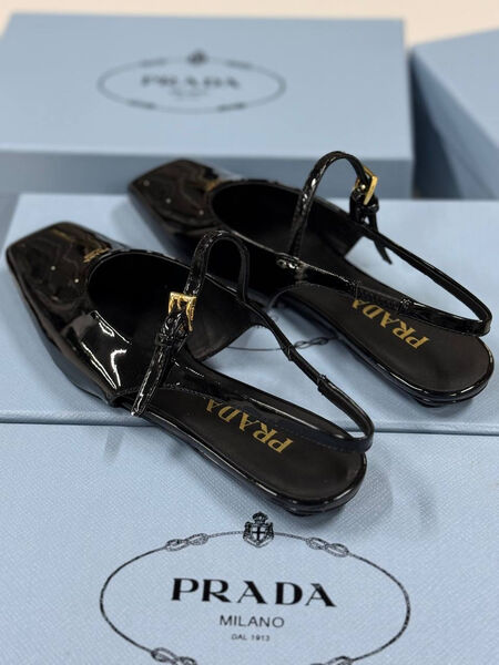 Туфли Prada женский кожа черный 182872