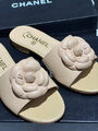 Шлепки Chanel женский кожа swift бежевый 152370