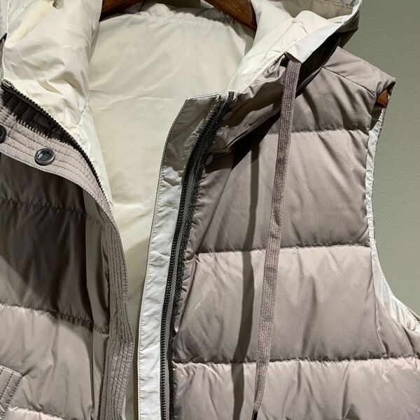 Жилет Brunello Cucinelli женский бежевый 22282-2