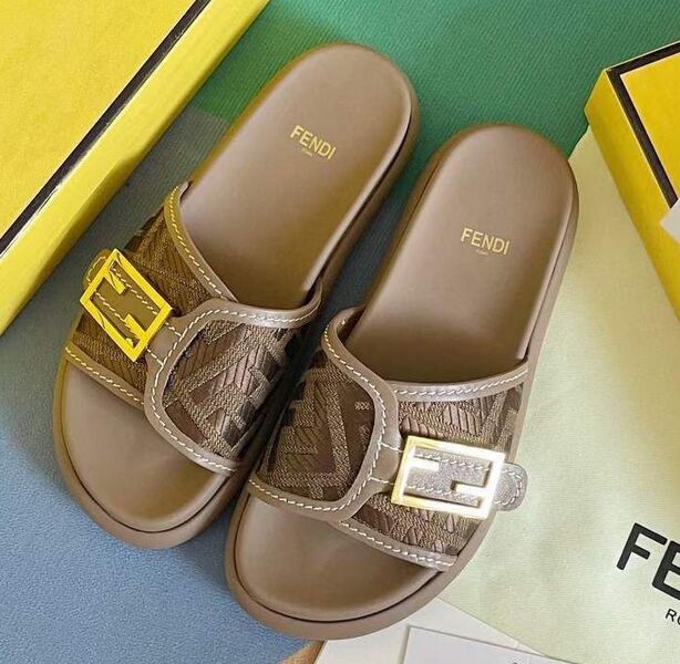 Шлепки Fendi 107619