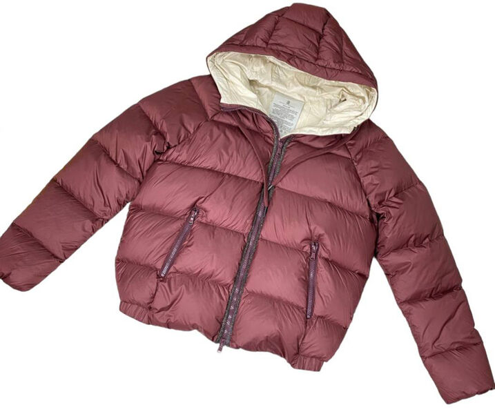 Пуховик Brunello Cucinelli женский бордовый 133249