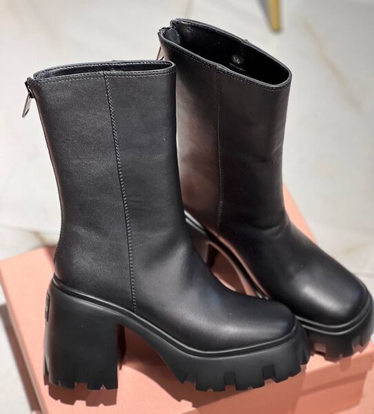 Ботильоны Miu Miu женский кожа черный 126367