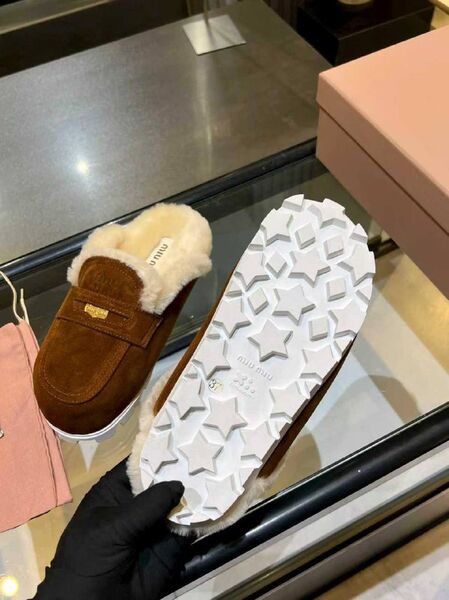 Женские меховые тапочки Miu Miu женский замша t4111605-1-4