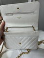 Сумка Chanel Mini женский кожа белый 143078-3