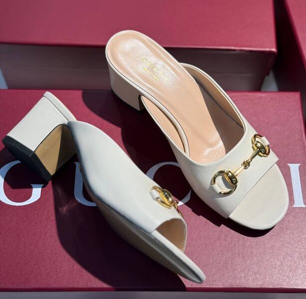Шлепки Gucci женский кожа белый 187052