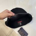 Шапка Prada женский черный j2134009-1-2