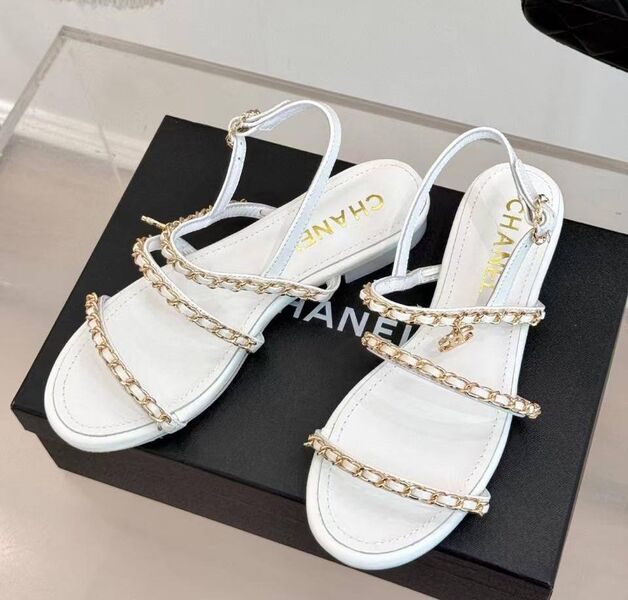 Сандалии Chanel женский кожа белый 189155