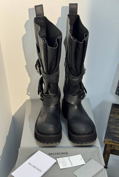 Сапоги Balenciaga женский кожа черный 199446-7