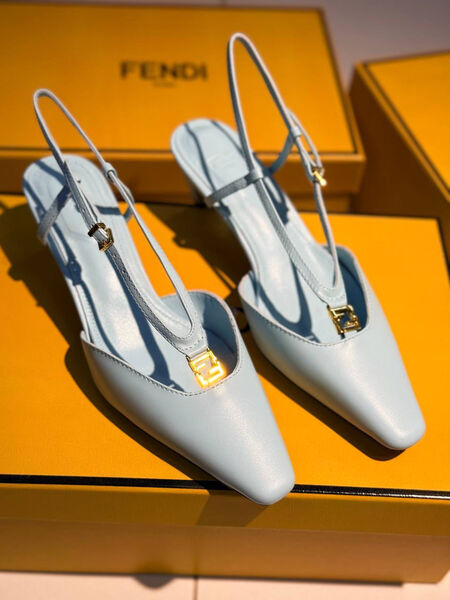 Туфли Fendi женский кожа белый 188785-2