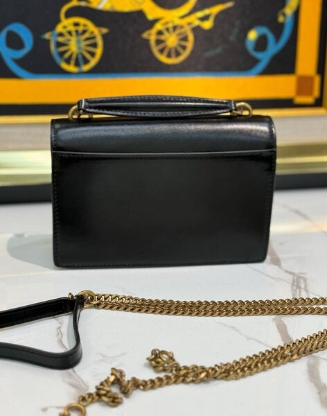 Сумка Saint Laurent Sunset Chain женский кожа черный 141998-2