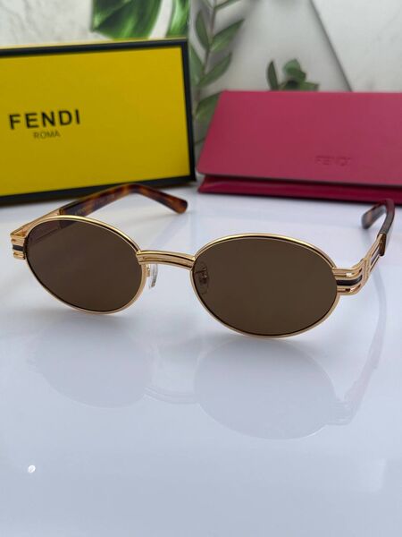 Солнцезащитные очки Fendi женский v2372637-1-3