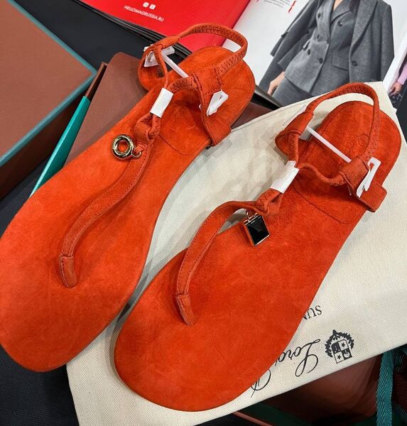 Сандалии Loro Piana женский замша оранжевый 153960
