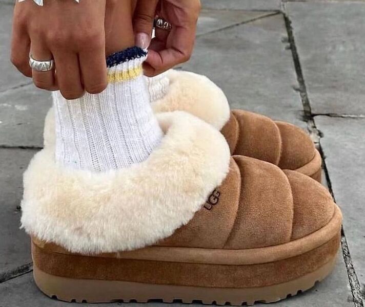 Угги Ugg женский замша бежевый 129348