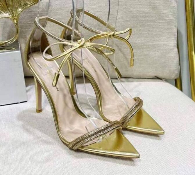 Босоножки Gianvito Rossi женский кожа бронзовый 157014