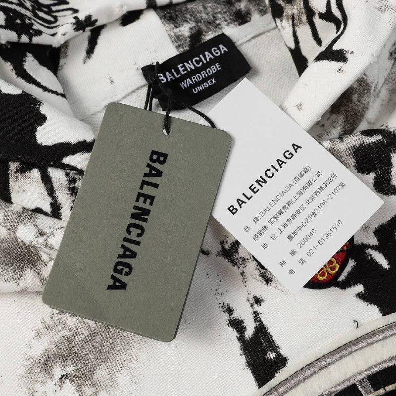 Худи BALENCIAGA