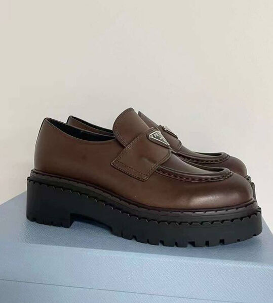 Лоферы Prada женский кожа 160190-3