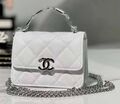 Сумка Chanel женский кожа белый 111868-1