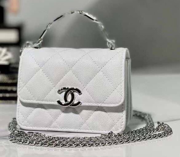 Сумка Chanel женский кожа белый 111868