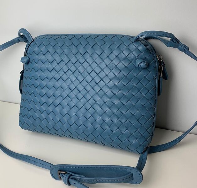Сумка Bottega Veneta женский кожа бирюзовый 72360