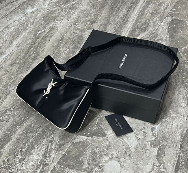 Сумка Saint Laurent женский нейлон черный 119378-2