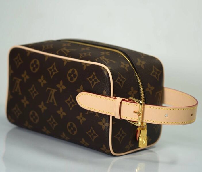 Мужской несессер косметичка Louis Vuitton мужской канва 150090