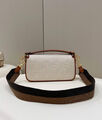 Сумка Fendi Baguette женский текстиль бежевый 142095-6